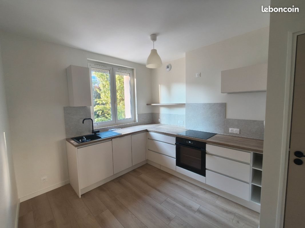 Appartement à louer, 50m², Saint-Étienne