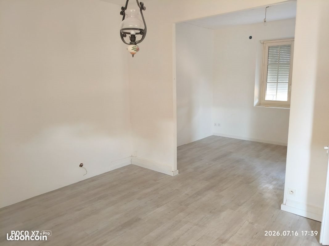 Maison à louer, 68m², Digoin