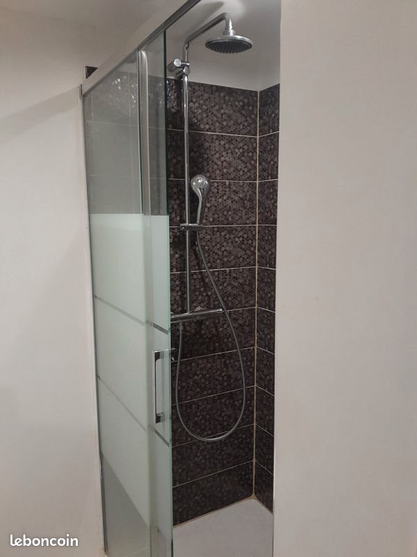 Appartement à louer, 25m², La Crau