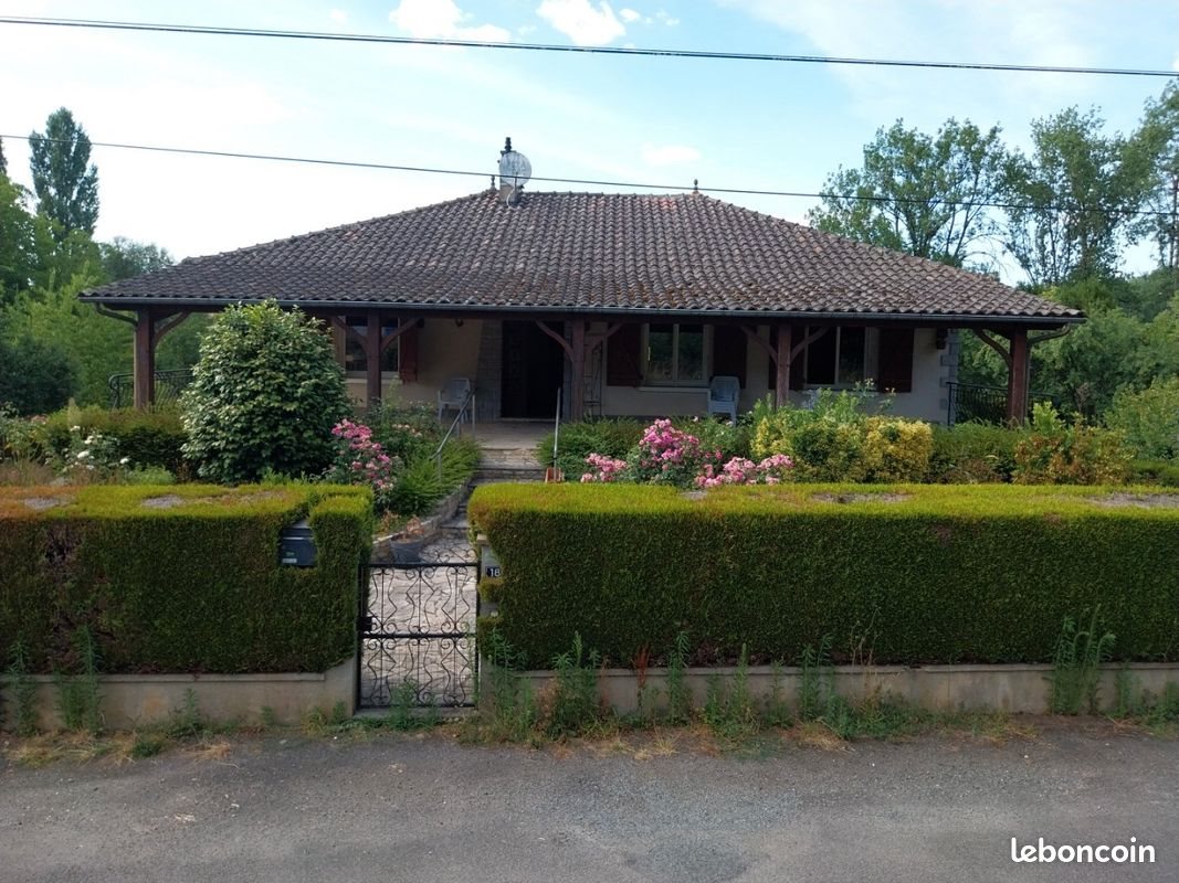 Maison à vendre, 117m², Chabanais