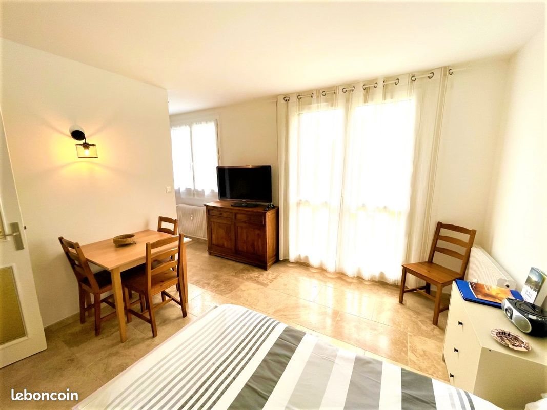 Appartement à louer, 24m², Gréoux-les-Bains
