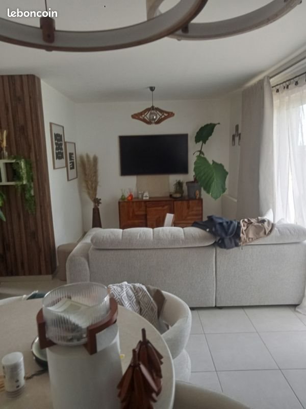 Appartement à louer, 90m², Ifs