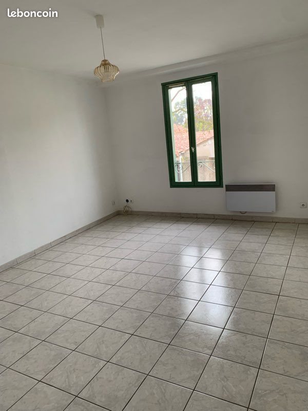 Maison à louer, 55m², La Redorte