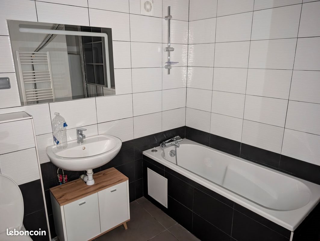 Appartement à louer, 63m², Montrevel-en-Bresse