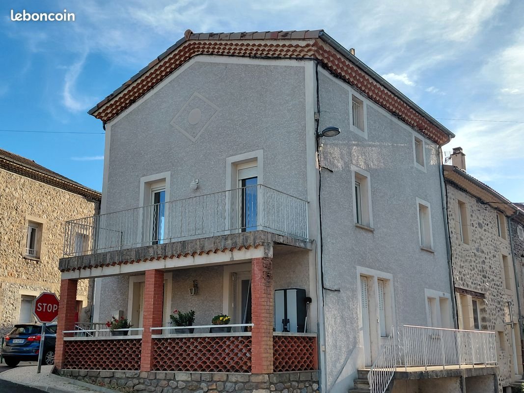 Appartement à louer, 100m², Saint-Fortunat-sur-Eyrieux