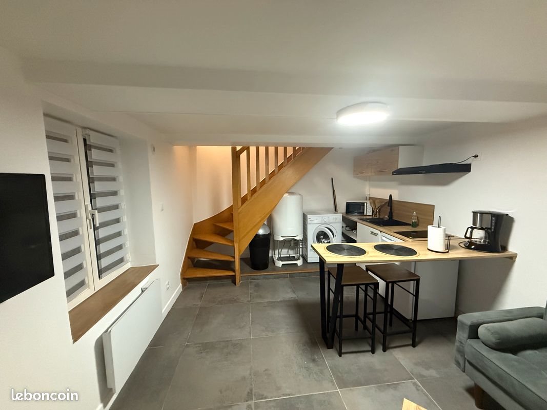 Appartement à louer, 25m², Charleville-Mézières
