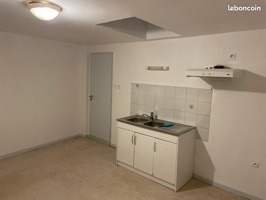 Appartement à louer, 37m², Saint-Amour