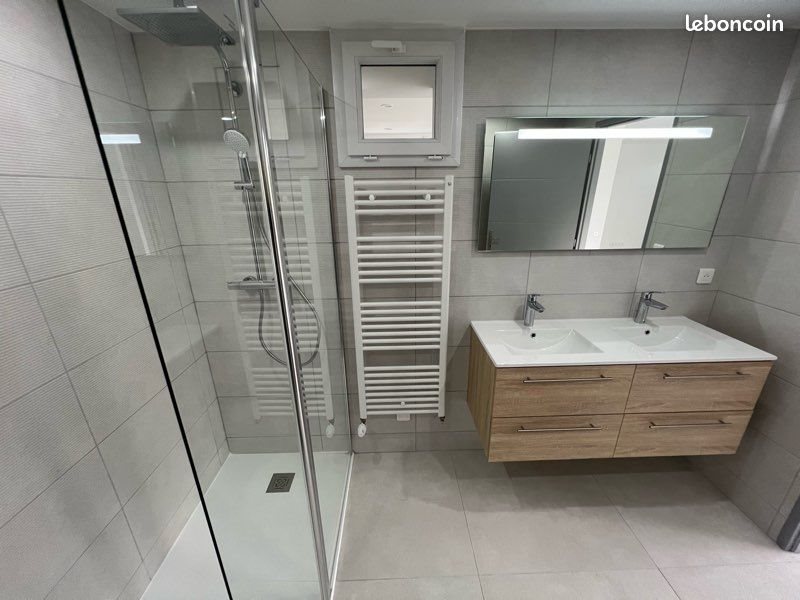 Appartement à louer, 82m², Izeaux