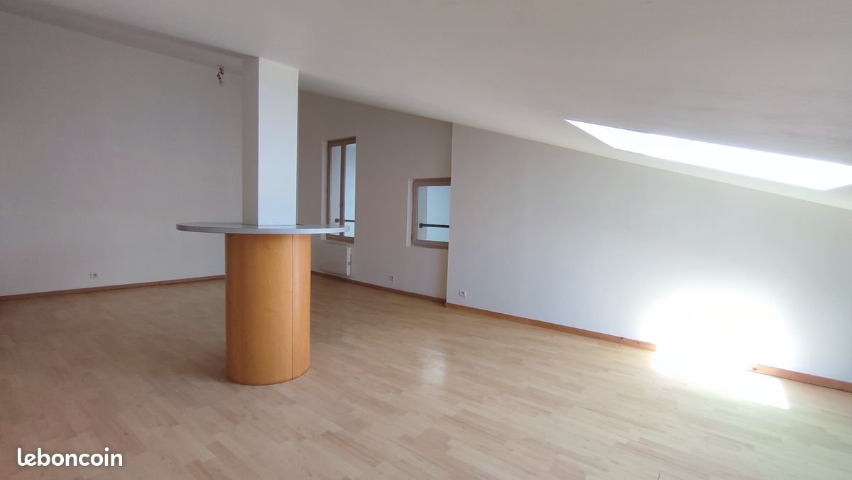 Appartement à louer, 56m², Saint-Maximin-la-Sainte-Baume