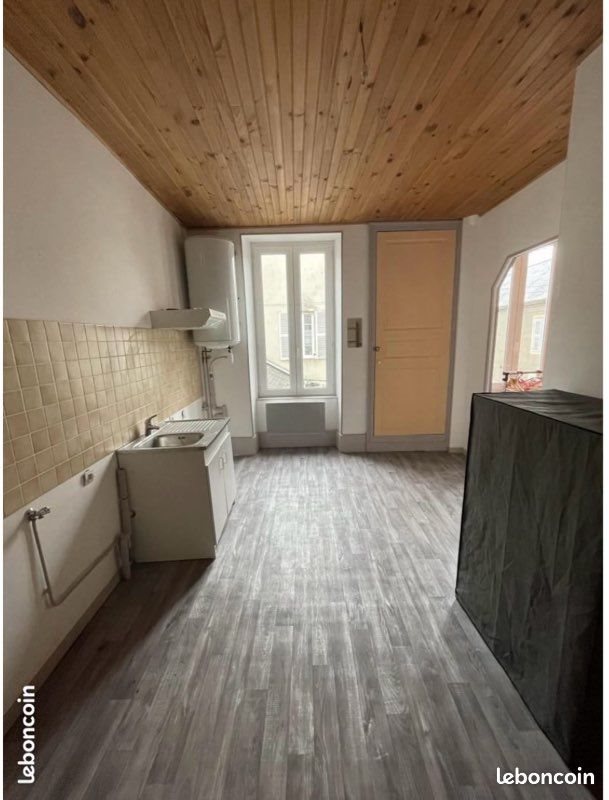 Appartement à louer, 60m², Moulins-Engilbert