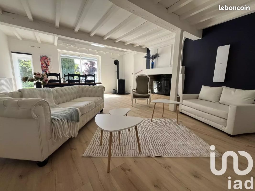 Maison à louer, 137m², Mortagne-sur-Gironde