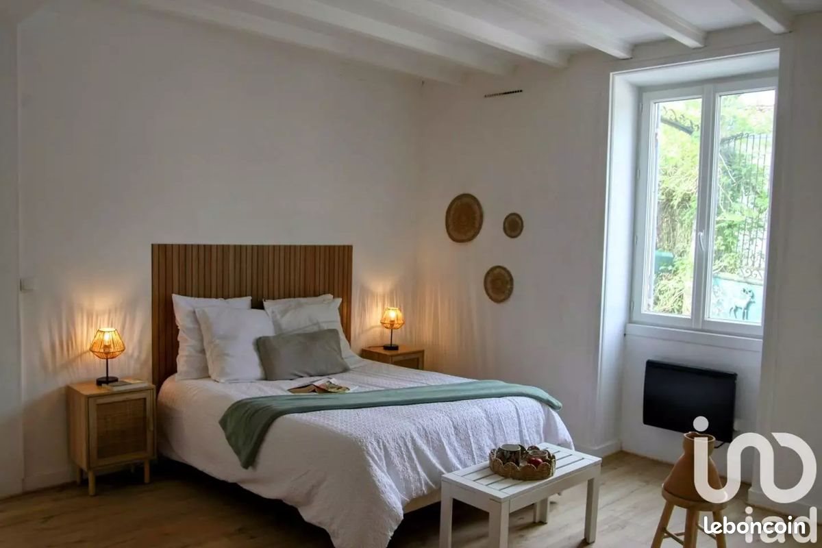 Maison à louer, 137m², Mortagne-sur-Gironde