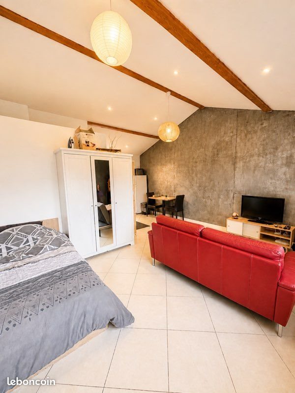 Appartement à louer, 35m², Saint-Genis-Laval