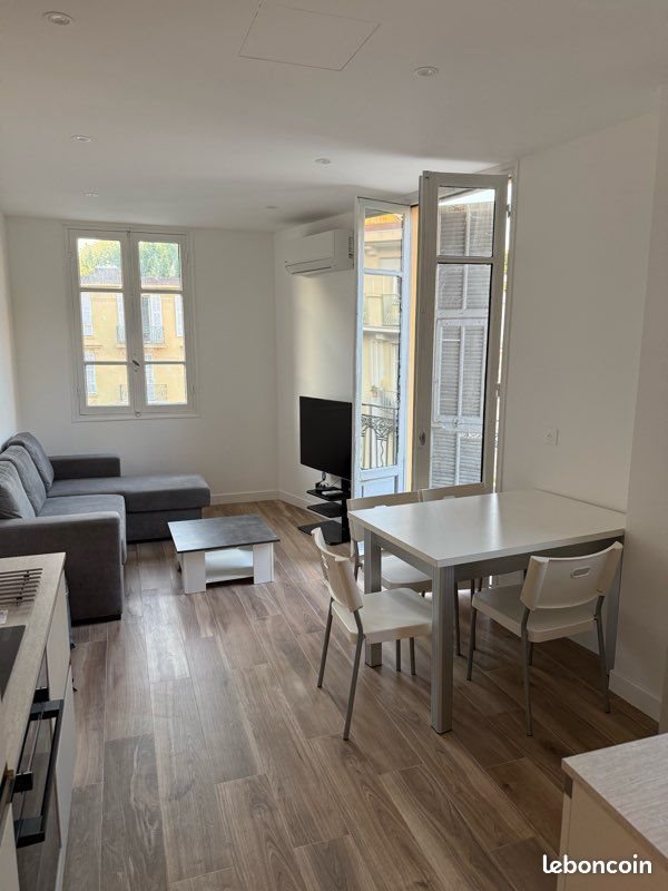 Appartement à louer, 35m², Nice