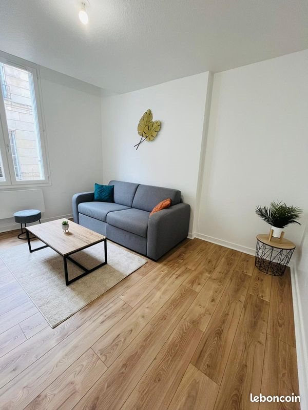 Appartement à louer, 24m², Niort