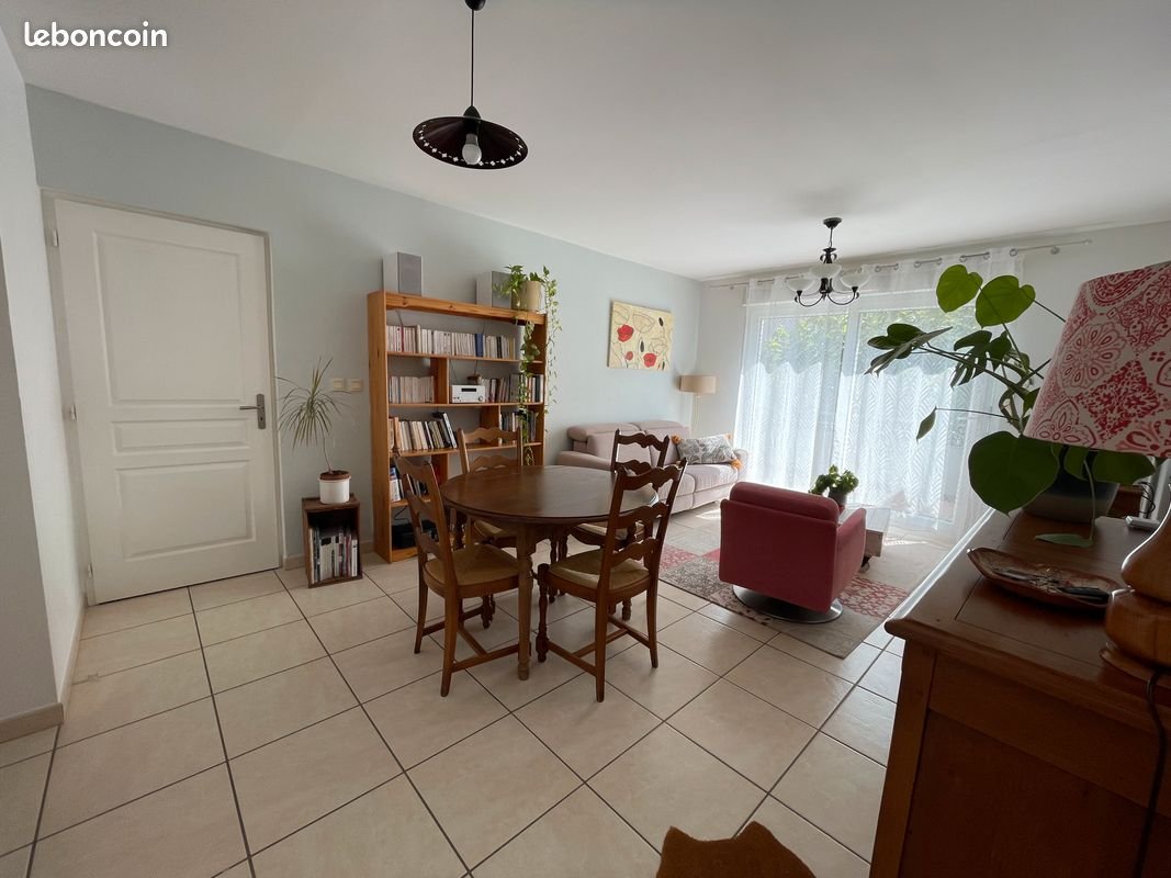 Appartement à vendre, 65m², Saint-Paul-Trois-Châteaux