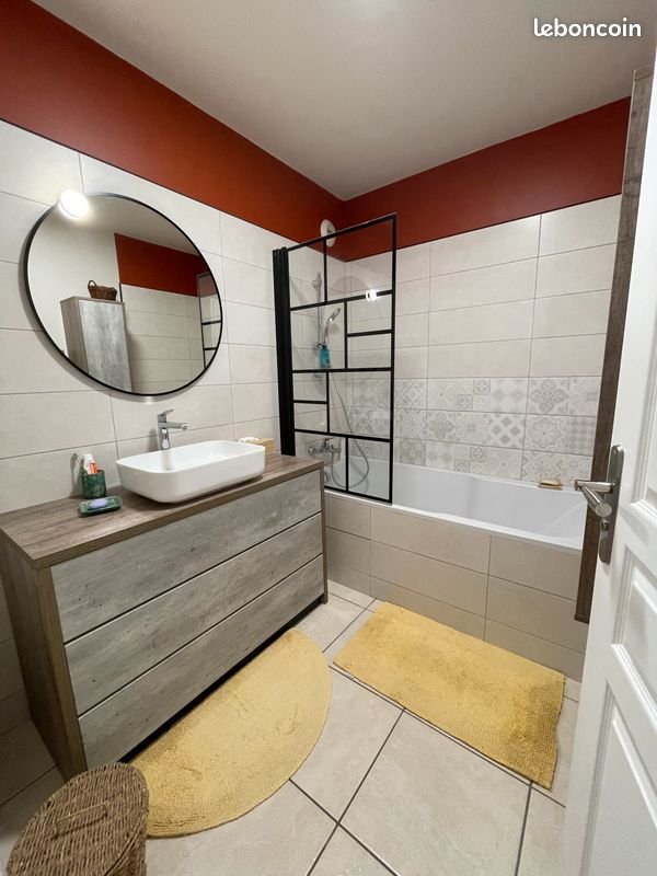 Appartement à vendre, 65m², Saint-Paul-Trois-Châteaux