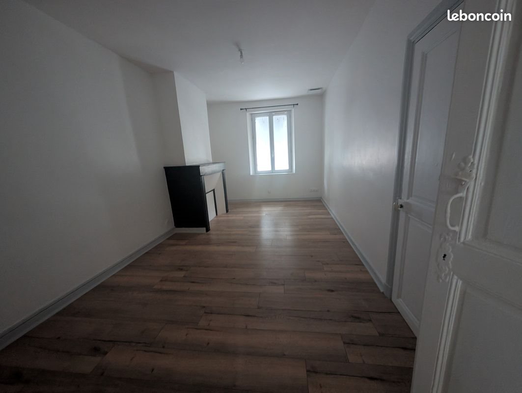 Appartement à louer, 73m², Loches