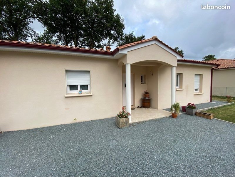 Maison à louer, 138m², Champcevinel