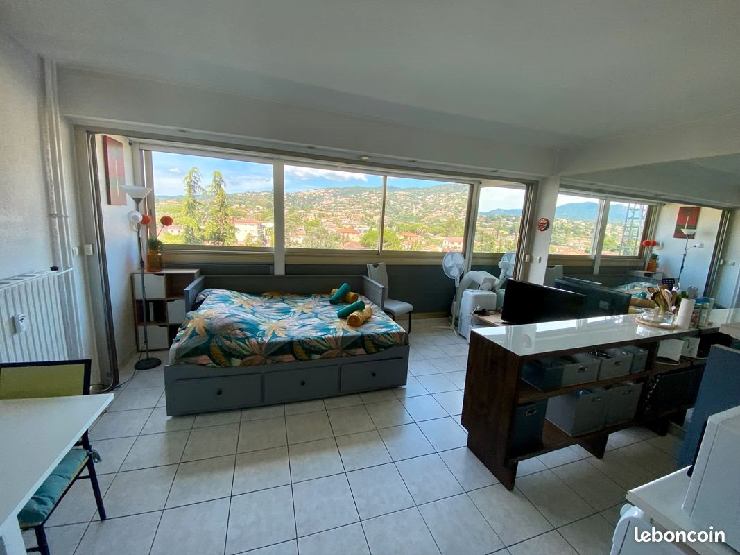 Appartement à louer, 24m², Mandelieu-la-Napoule