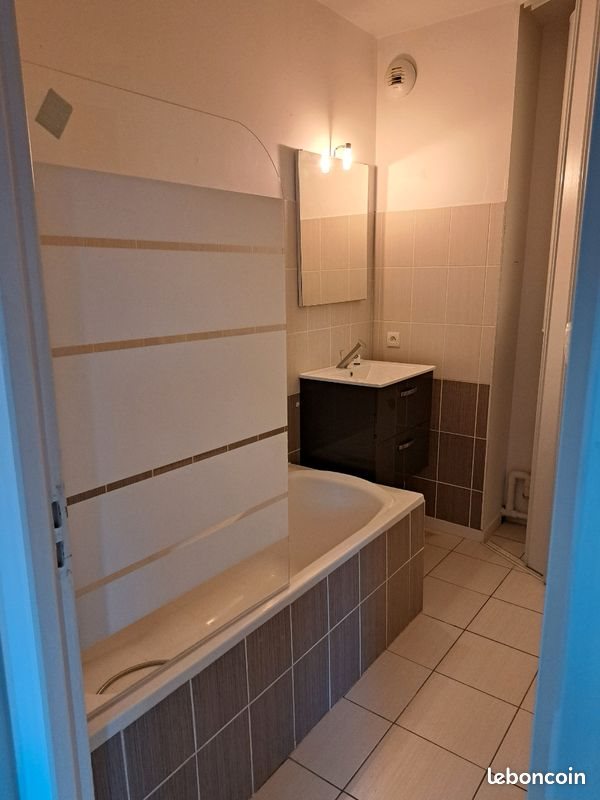 Appartement à vendre, 57m², Saintes
