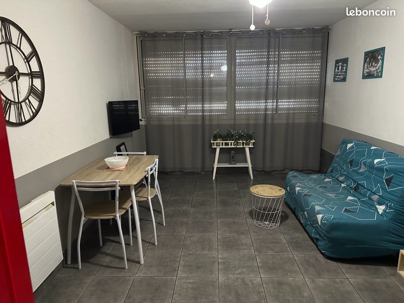 Appartement à louer, 29m², Sète