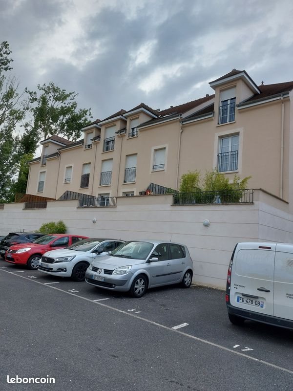 Appartement à louer, 25m², Etampes