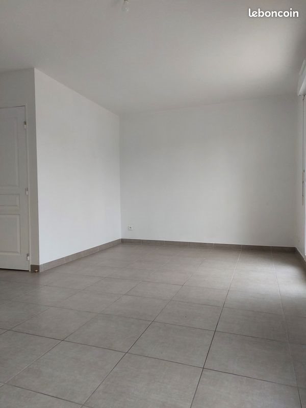 Appartement à louer, 25m², Etampes