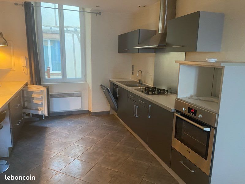 Appartement à louer, 71m², Beaumont-de-Lomagne