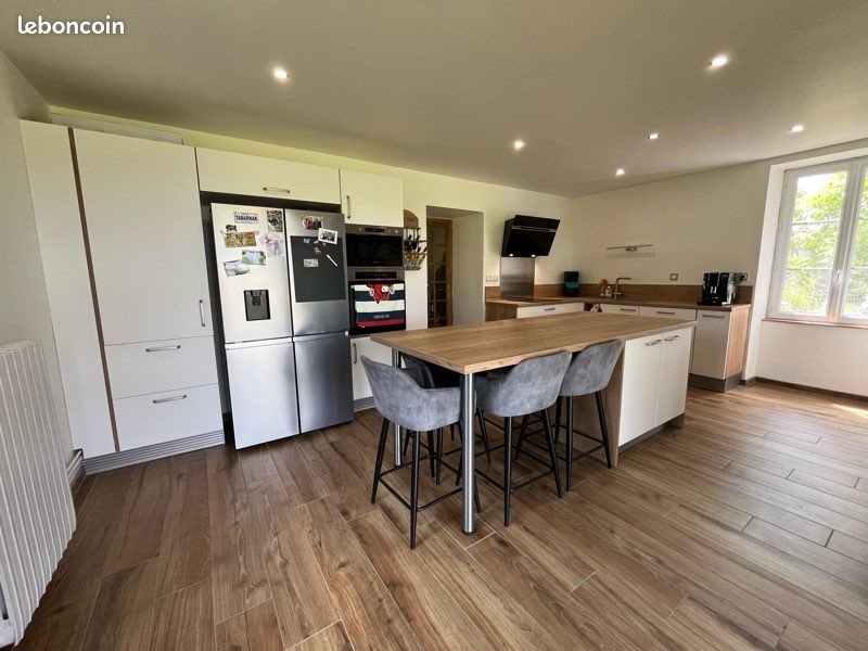 Maison à vendre, 175m², Lezay