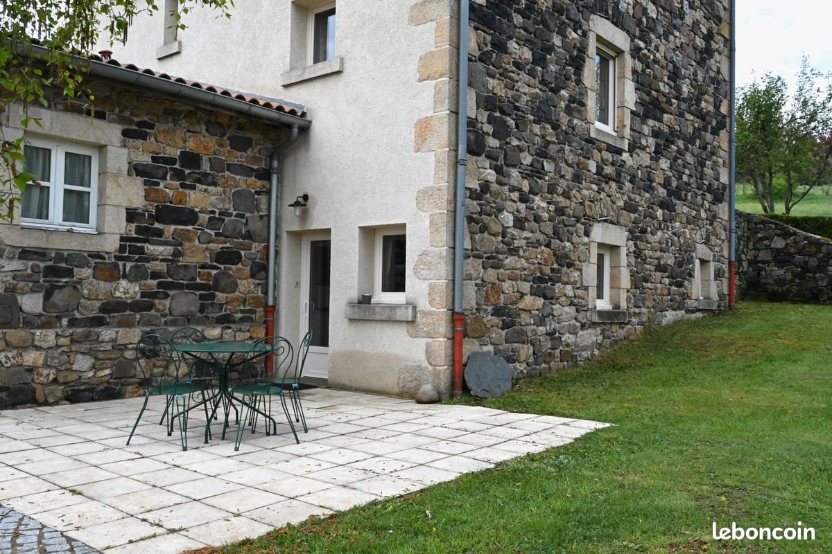 Appartement à louer, 40m², Laussonne