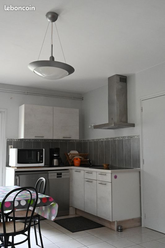 Appartement à louer, 40m², Laussonne