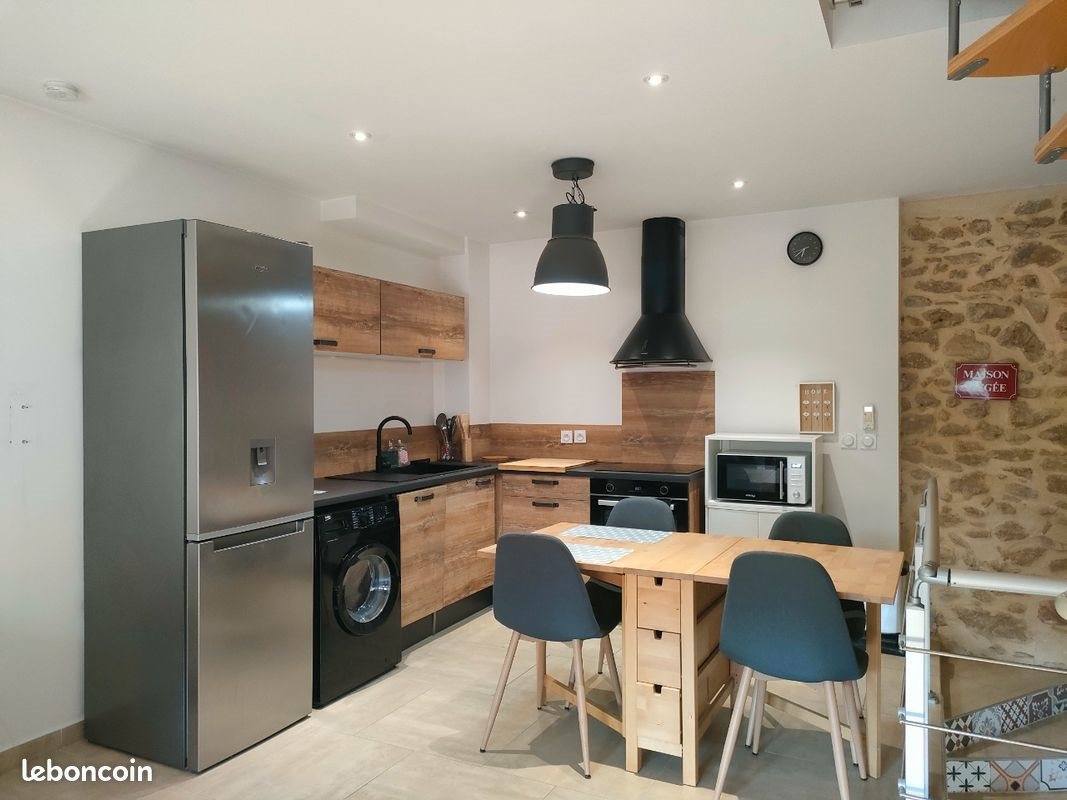 Maison à louer, 50m², Rochegude