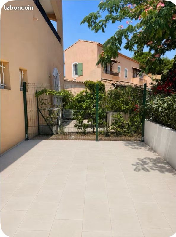 Appartement à louer, 35m², Roquebrune-sur-Argens