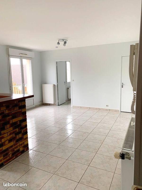 Appartement à louer, 36m², Linas