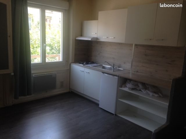 Appartement à louer, 26m², Saint-Étienne