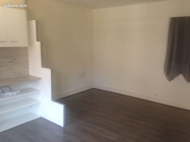Appartement à louer, 26m², Saint-Étienne