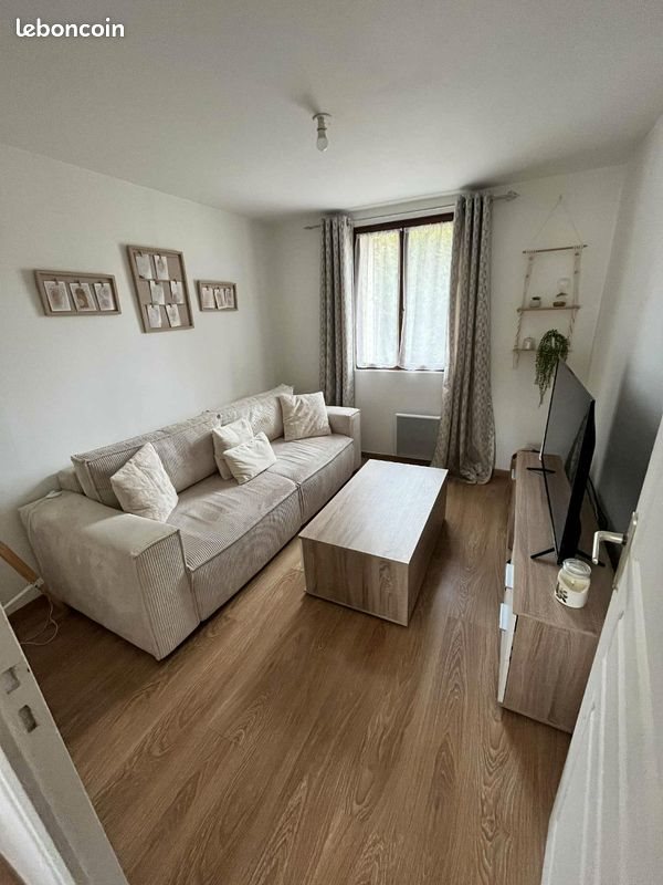 Appartement à louer, 52m², Auneuil