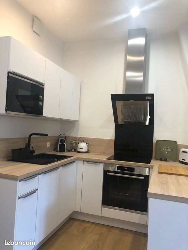 Appartement à louer, 35m², Rochefort