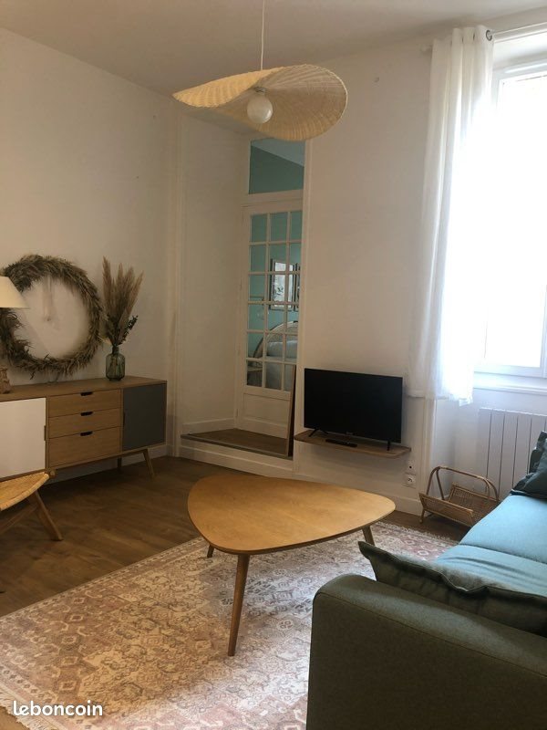 Appartement à louer, 35m², Rochefort
