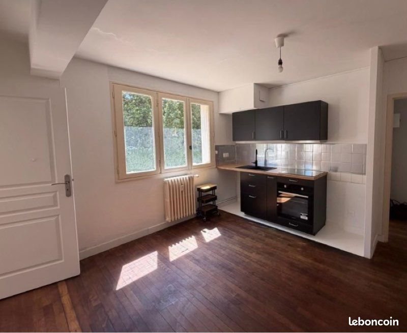 Appartement à louer, 65m², Domfront