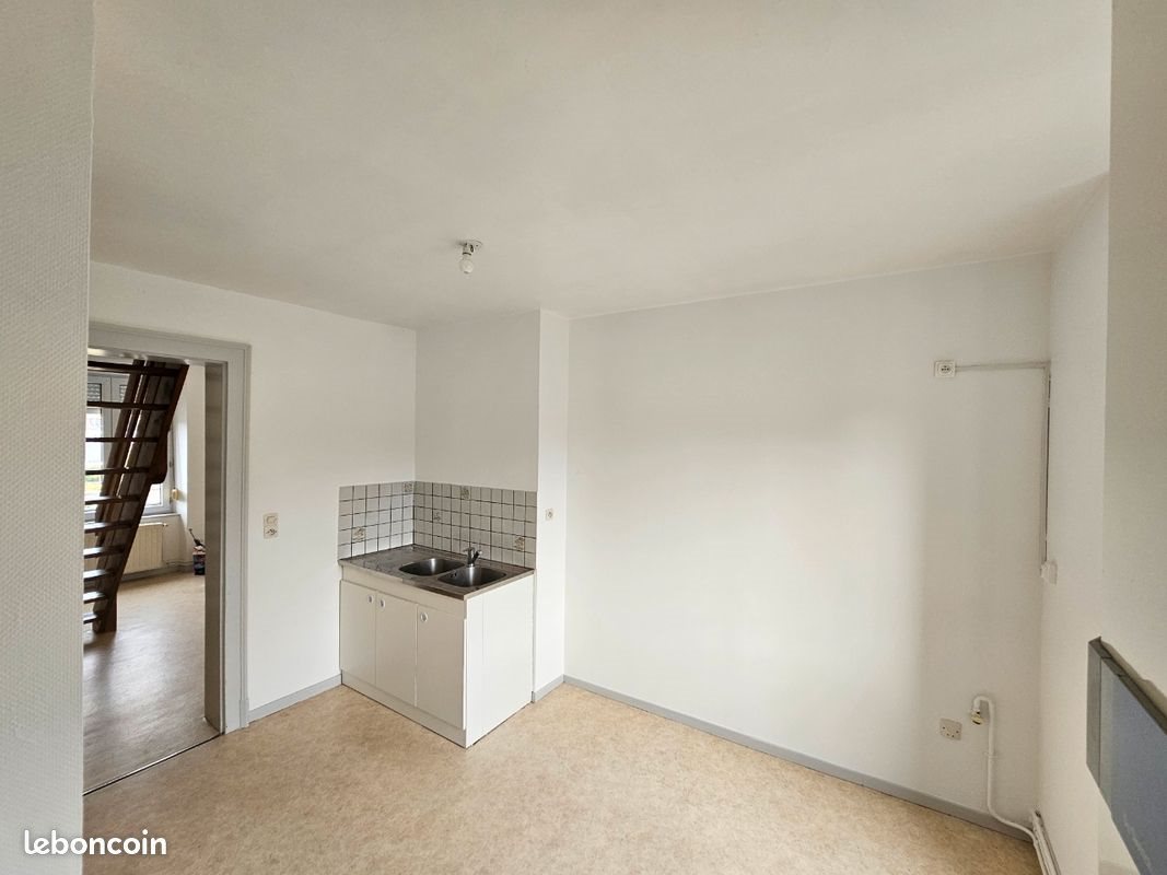 Appartement à louer, 60m², Givet
