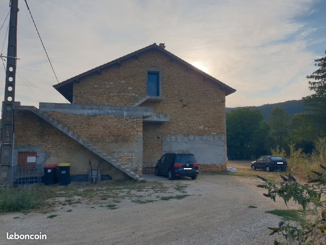 Maison à vendre, 180m², Dortan