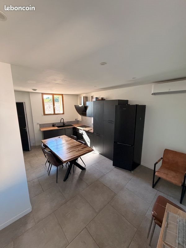 Appartement à louer, 60m², Saint-Marcel-d'Ardèche