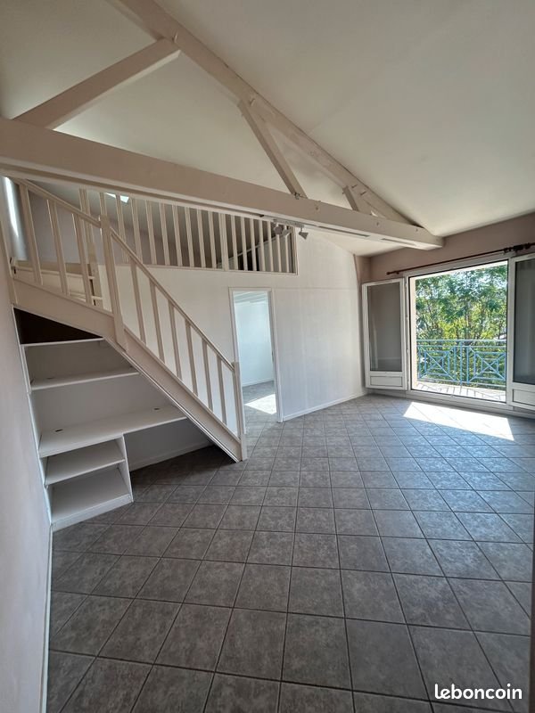 Appartement à louer, 43m², Cheptainville
