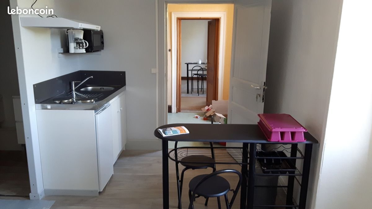 Appartement à louer, 27m², Figeac