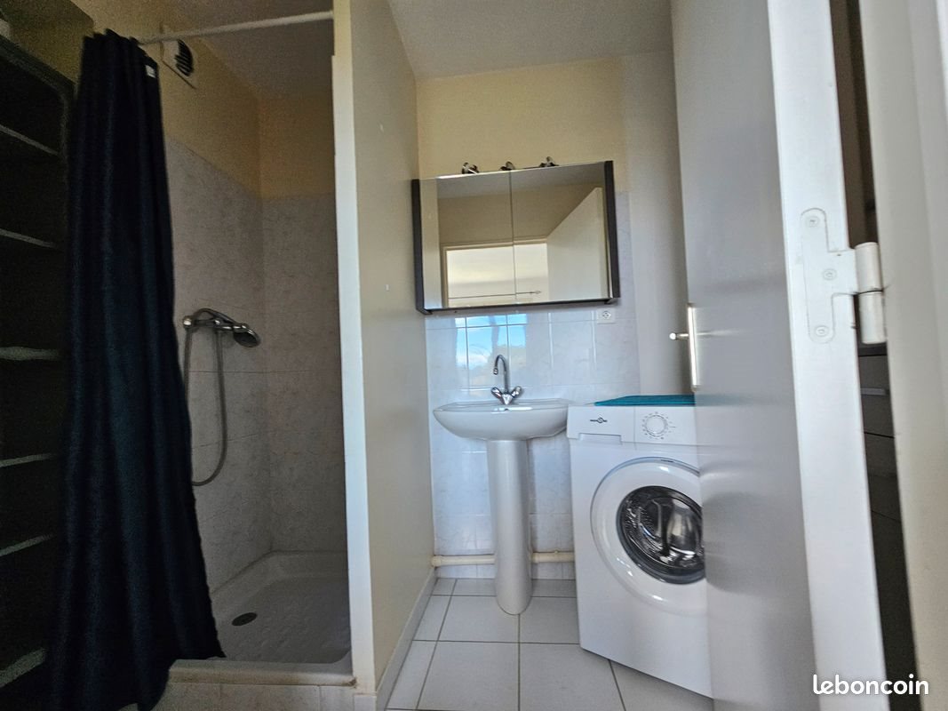 Appartement à louer, 26m², Uzès