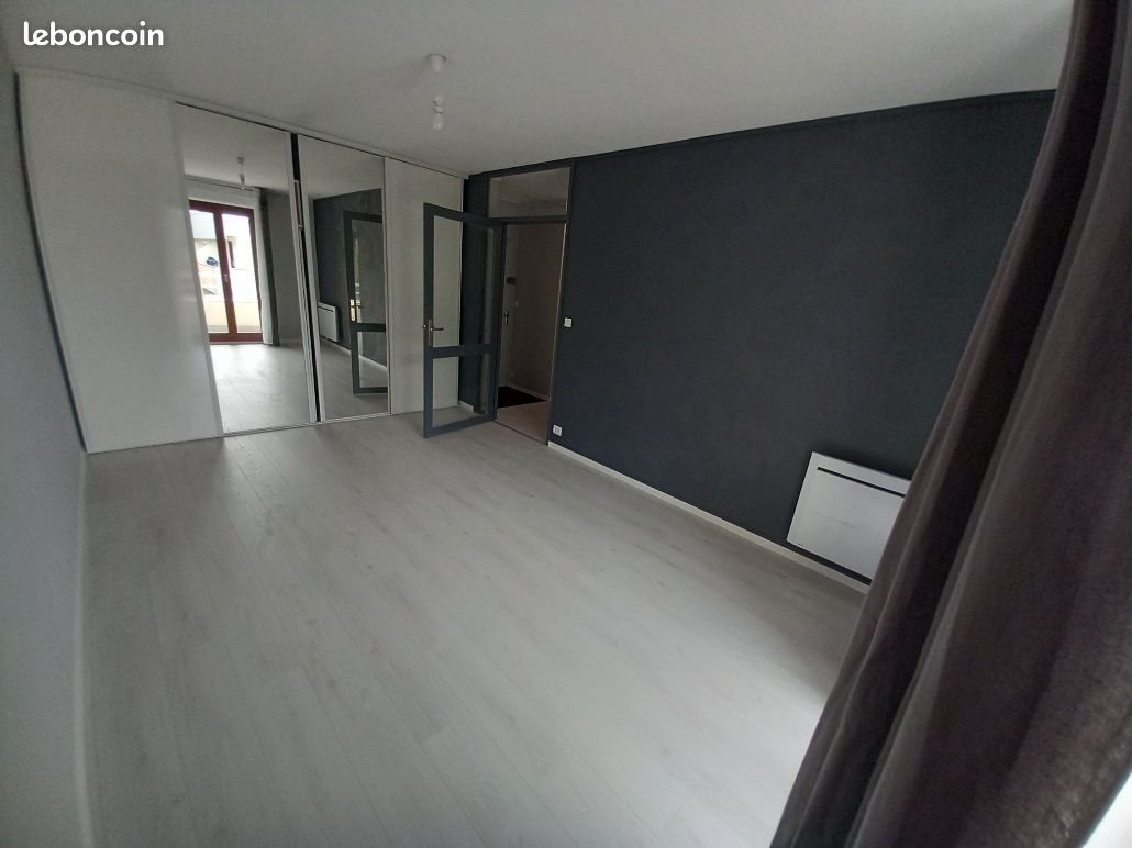 Appartement à louer, 44m², Talence