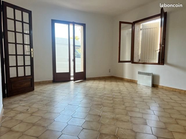 Maison à louer, 90m², Eyragues