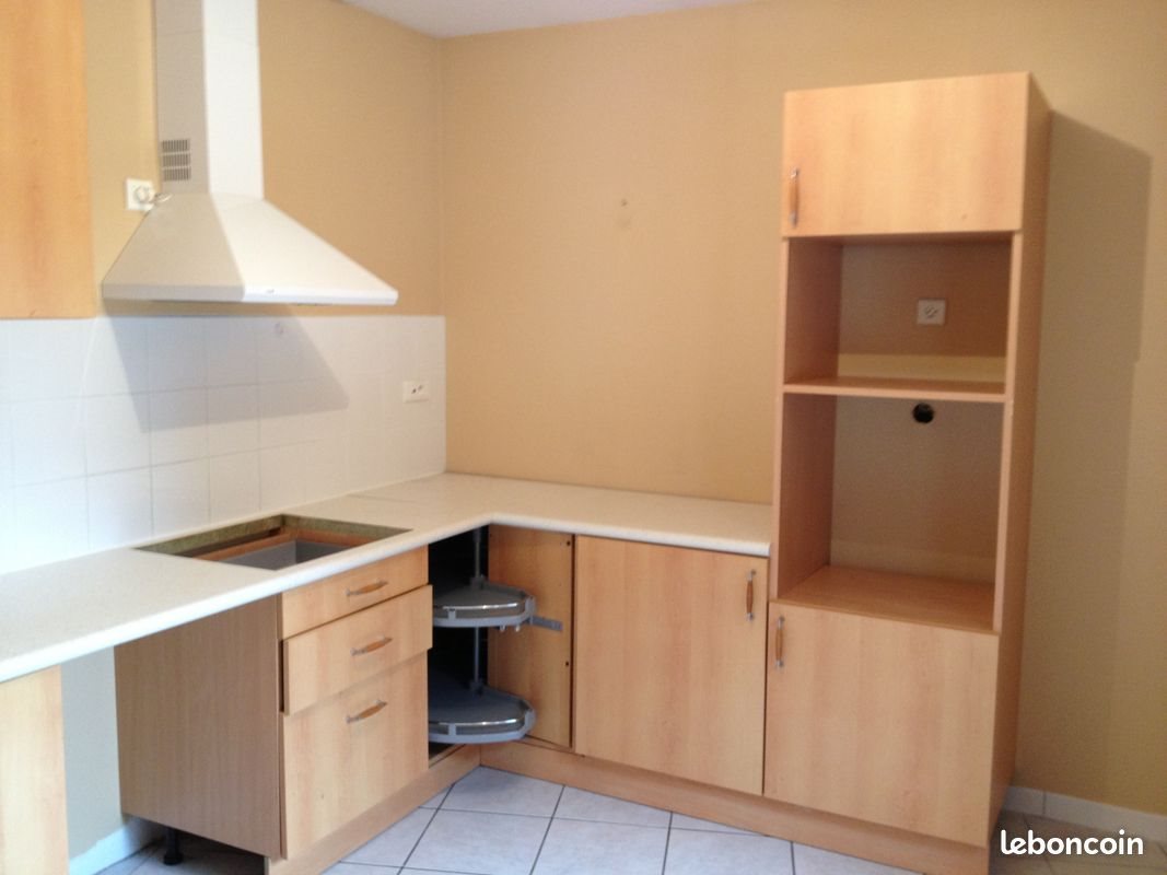 Appartement à louer, 67m², Saint-Juéry
